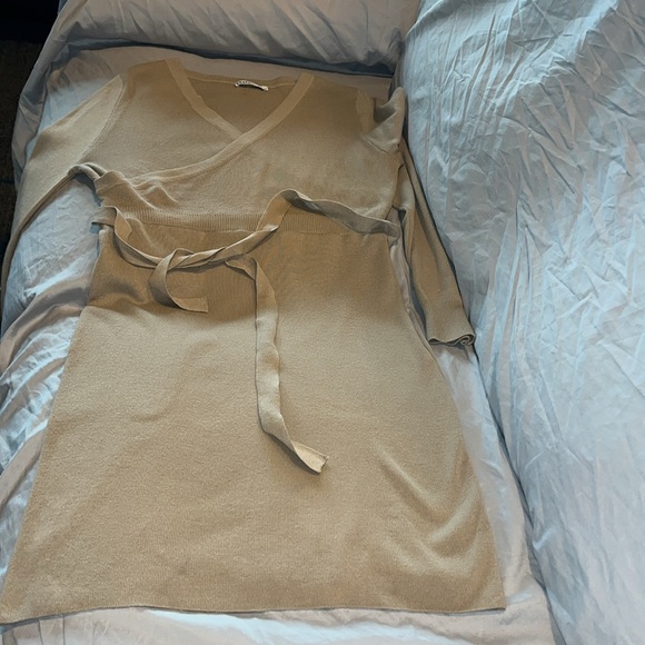 Aster Women’s Tan Surplice Lightweight Knit Sweater Dress size large - Picture 4 of 13